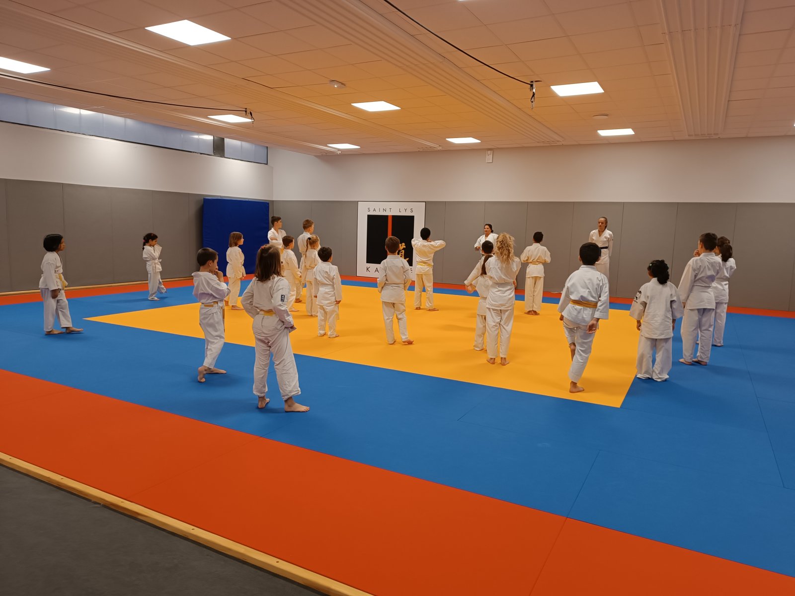 KARATE SAINT LYS KARATE
